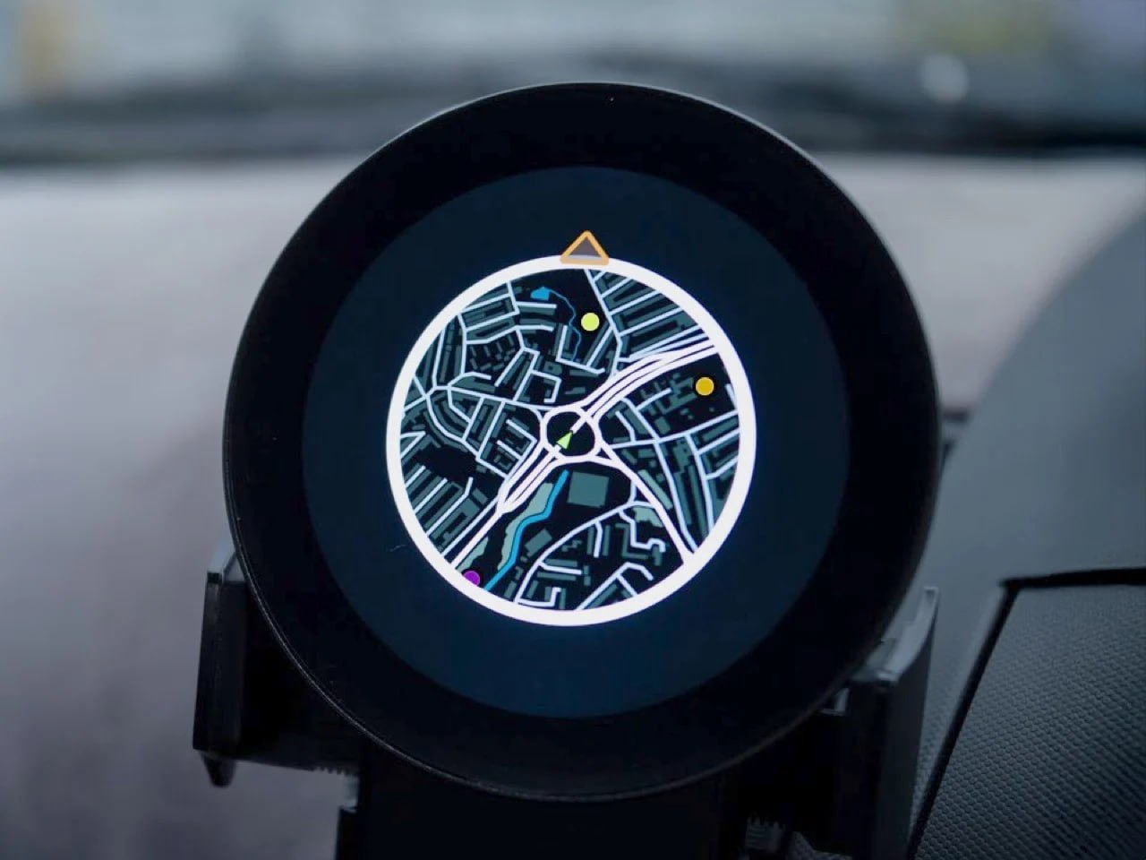 Мини-карта из Need for Speed: как блогер перенёс игру в реальность